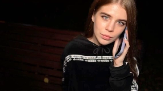Русская девушка согласна даже на анал, но только за деньги